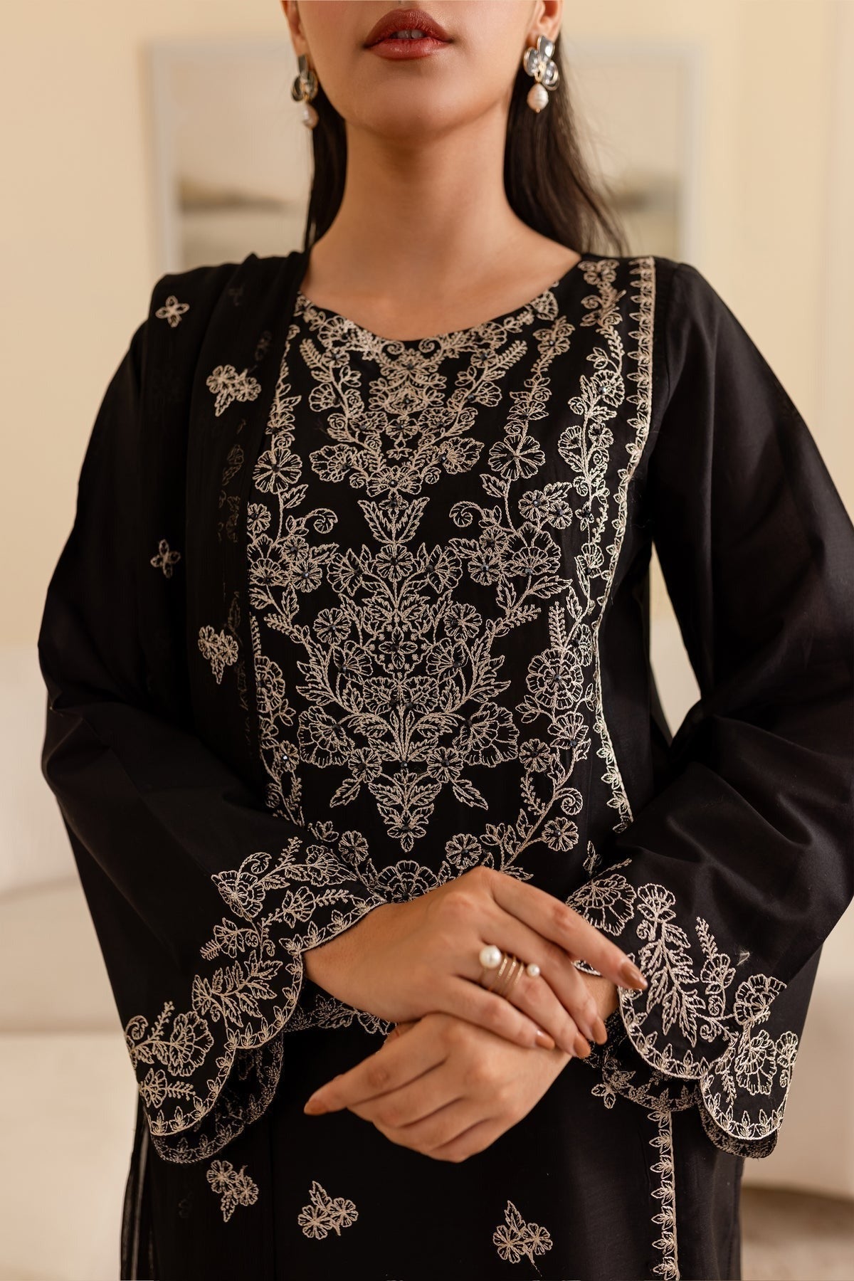 2PC  EMBROIDERED UNSTITCHED Suit