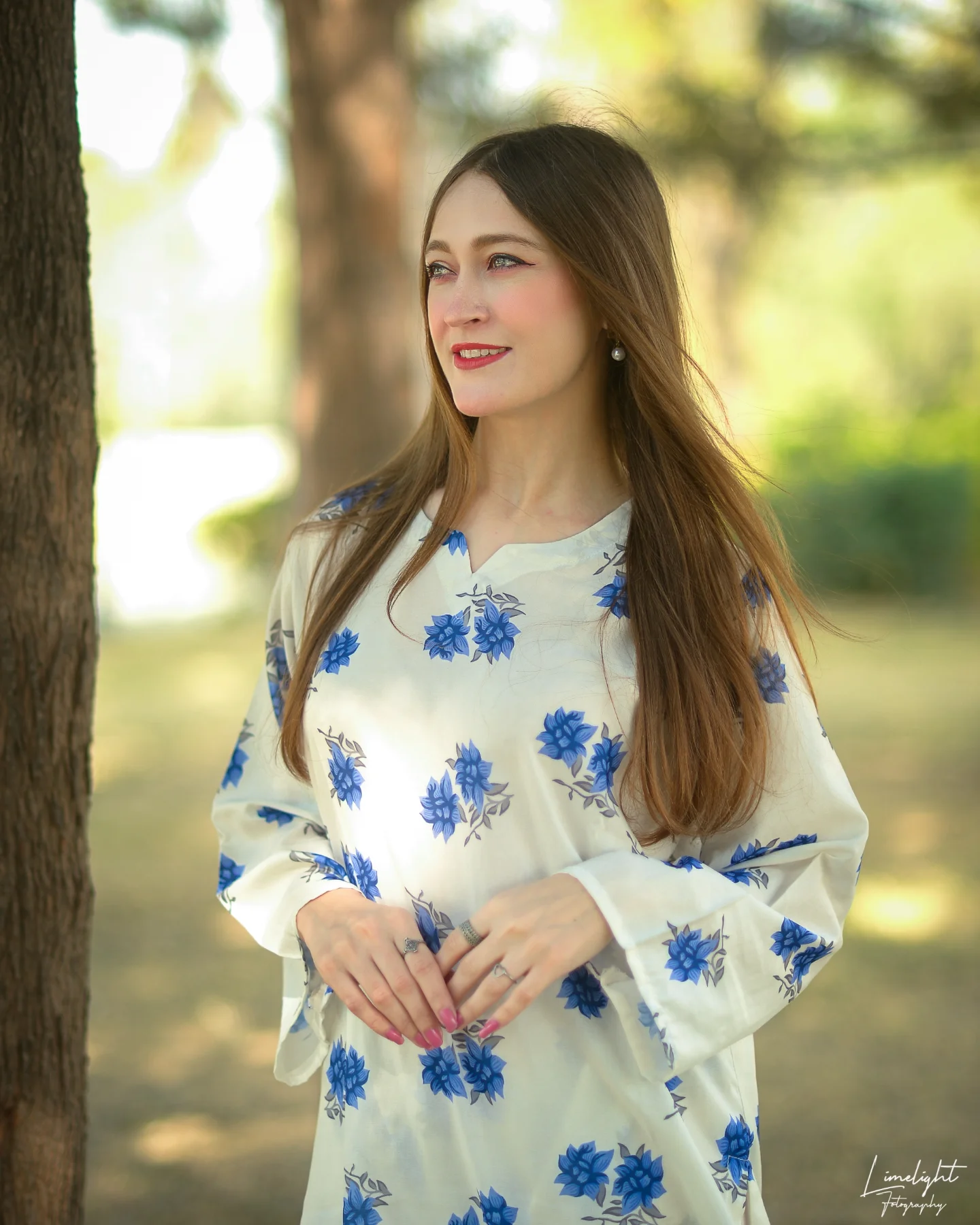 White & Blue Garden 2Pc