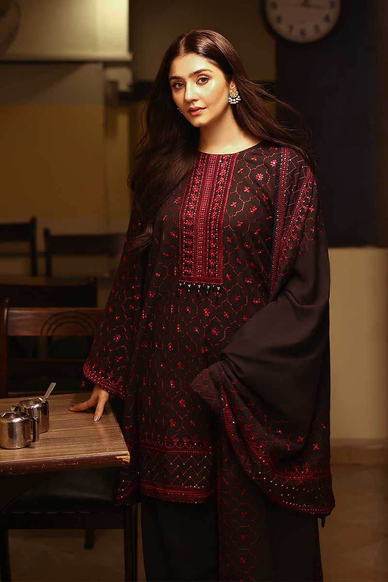 GARNET GRACE-3PC DHANAK EMBROIDERED SUIT