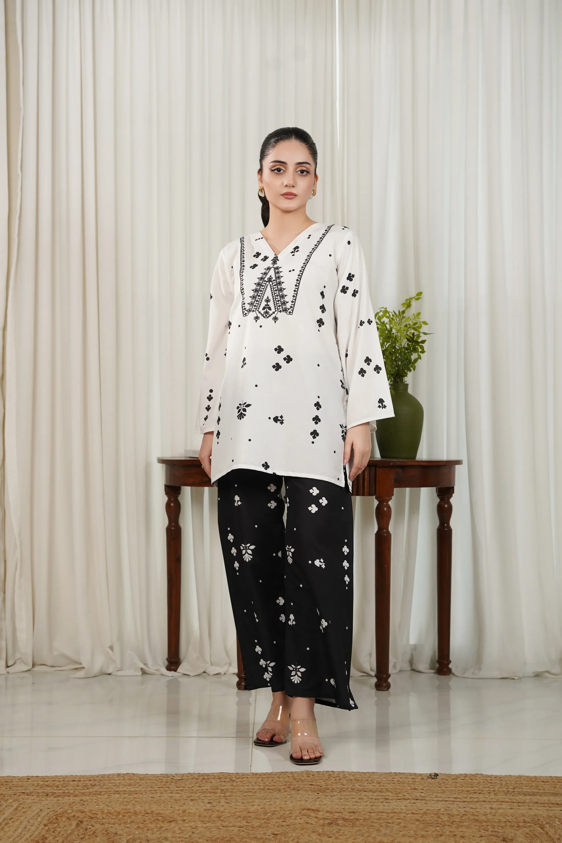 White Orchid 2Pc